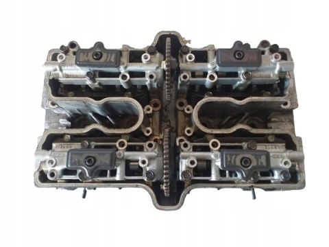 GŁOWICA CYLINDRA KPL HONDA CB 750 RC42E