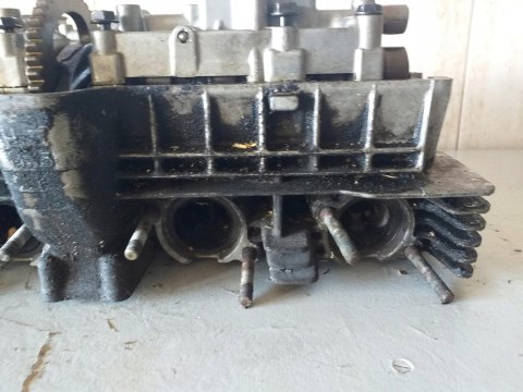 GŁOWICA CYLINDRA KPL HONDA CB 750 RC42E GŁOWICA CYLINDRA KPL HONDA CB 750 RC42E