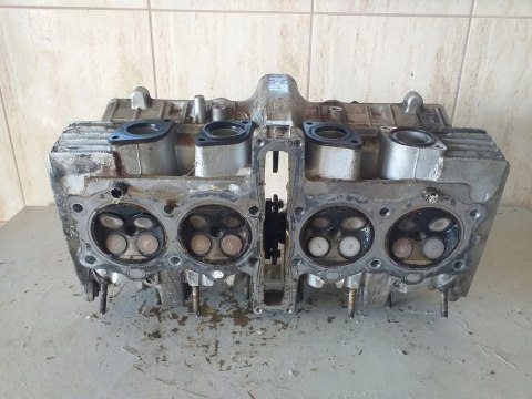 GŁOWICA CYLINDRA KPL HONDA CB 750 RC42E GŁOWICA CYLINDRA KPL HONDA CB 750 RC42E