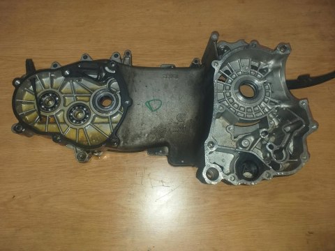 KARTER BLOK SILNIKA PIAGGIO VESPA GTS 250 KARTER BLOK SILNIKA PIAGGIO VESPA GTS 250