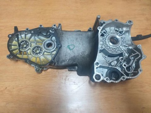KARTER BLOK SILNIKA PIAGGIO VESPA GTS 250 KARTER BLOK SILNIKA PIAGGIO VESPA GTS 250