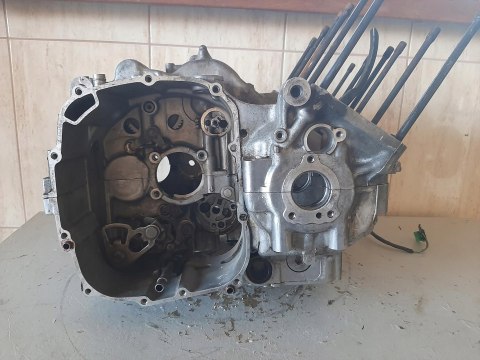 KARTER BLOK SILNIKA YAMAHA FZR 1000 *3GM-028990* KARTER BLOK SILNIKA YAMAHA FZR 1000 *3GM-028990*