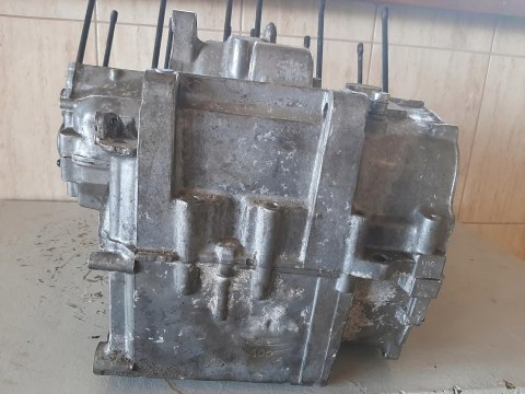 KARTER BLOK SILNIKA YAMAHA FZR 1000 *3LH-000806* KARTER BLOK SILNIKA YAMAHA FZR 1000 *3LH-000806*