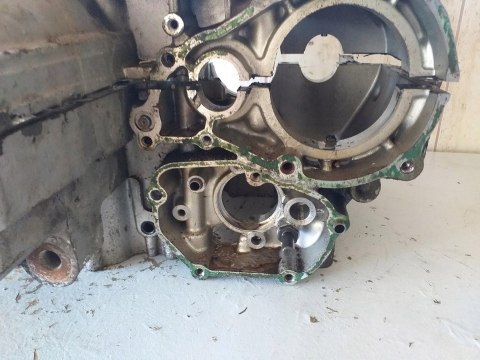 KARTERY BLOK SILNIKA HONDA CB 750 RC42E