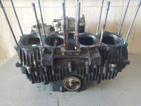 KARTERY BLOK SILNIKA HONDA CB 750 RC42E