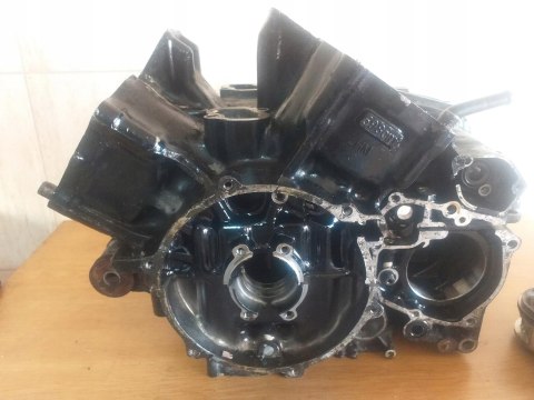 KARTERY BLOK SILNIKA TŁOKI HONDA MAGNA VF700 RC21E KARTERY BLOK SILNIKA TŁOKI HONDA MAGNA VF700 RC21E