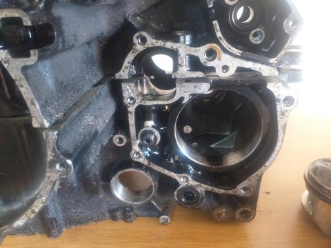 KARTERY BLOK SILNIKA TŁOKI HONDA MAGNA VF700 RC21E KARTERY BLOK SILNIKA TŁOKI HONDA MAGNA VF700 RC21E