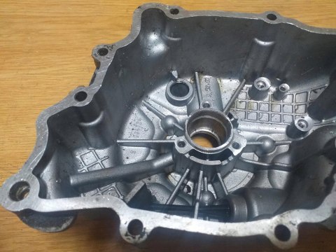 POKRYWA DEKIEL KAPA PIAGGIO VESPA GTS 250 POKRYWA DEKIEL KAPA PIAGGIO VESPA GTS 250