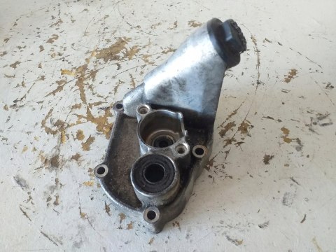 POKRYWA OSŁONA WLEW OLEJU HONDA CB 750 RC42E POKRYWA OSŁONA WLEW OLEJU HONDA CB 750 RC42E