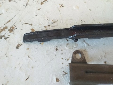 ŚLIZGI ŁAŃCUSZEK ROZRZĄDU HONDA VF 700 MAGNA RC21E