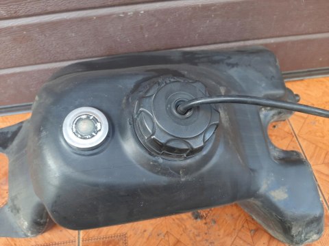 ZBIORNIK PALIWA BAK KAWASAKI KVF 360 4X4 ZBIORNIK PALIWA BAK KAWASAKI KVF 360 4X4