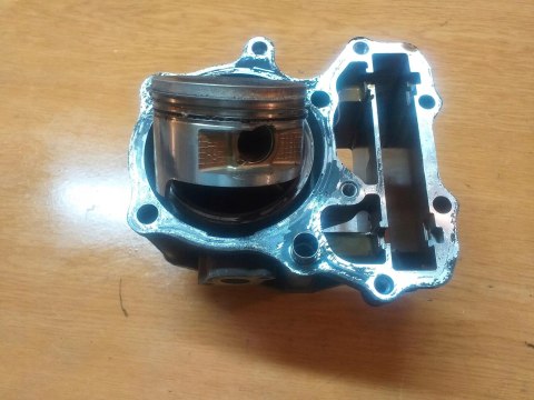 CYLINDER + TŁOK KPL HONDA PC 800 PACIFIC COAST CYLINDER + TŁOK KPL HONDA PC 800 PACIFIC COAST