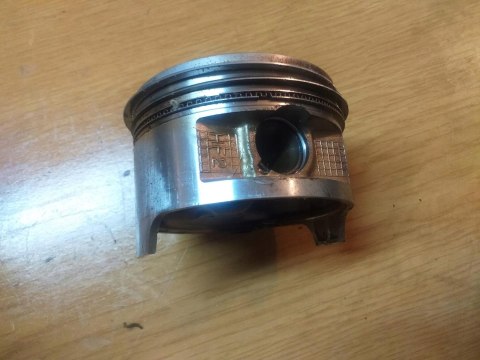 CYLINDER + TŁOK KPL HONDA PC 800 PACIFIC COAST CYLINDER + TŁOK KPL HONDA PC 800 PACIFIC COAST