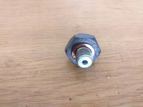 CZUJNIK CIŚNIENIA OLEJU BMW R850 R CZUJNIK CIŚNIENIA OLEJU BMW R850 R