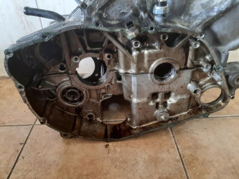 KARTER BLOK SILNIKA HONDA MAGNA VF 750 KARTER BLOK SILNIKA HONDA MAGNA VF 750