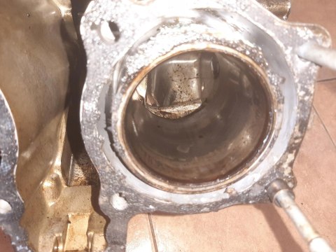 KARTER BLOK SILNIKA HONDA MAGNA VF 750 KARTER BLOK SILNIKA HONDA MAGNA VF 750