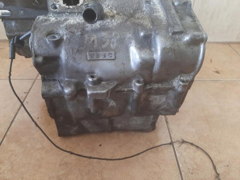 KARTER BLOK SILNIKA HONDA MAGNA VF 750 KARTER BLOK SILNIKA HONDA MAGNA VF 750