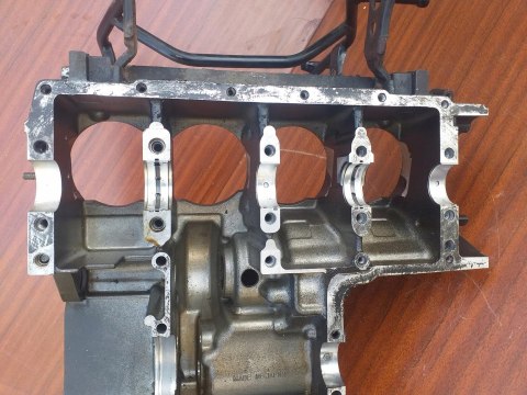 KARTER BLOK SILNIKA KAWASAKI GTR 1000 KARTER BLOK SILNIKA KAWASAKI GTR 1000