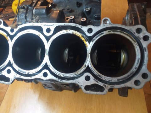 KARTERY BLOK SILNIKA HONDA CBR 1100XX SC35E KARTERY BLOK SILNIKA HONDA CBR 1100XX SC35E