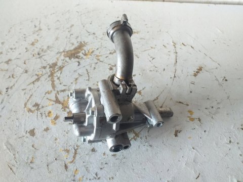 POMPA OLEJU HONDA VF 750 SUPER MAGNA POMPA OLEJU HONDA VF 750 SUPER MAGNA