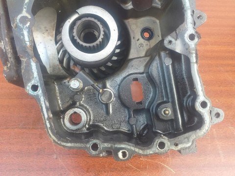 PRZEKŁADNIA KĄTOWA NAĘDOWA KAWASAKI GTR 1000 PRZEKŁADNIA KĄTOWA NAĘDOWA KAWASAKI GTR 1000