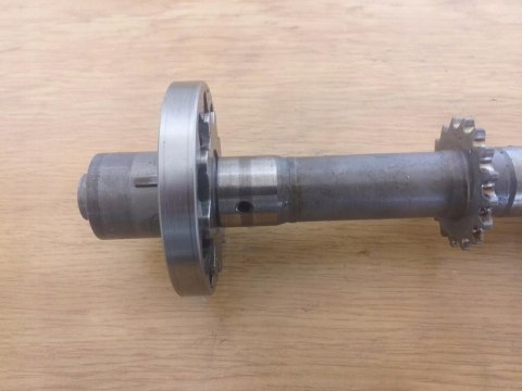 WAŁEK POMPY OLEJU BMW R850 R WAŁEK POMPY OLEJU BMW R850 R