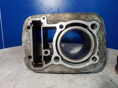 CYLINDER TŁOK HONDA SHADOW VT 600 CYLINDER TŁOK HONDA SHADOW VT 600