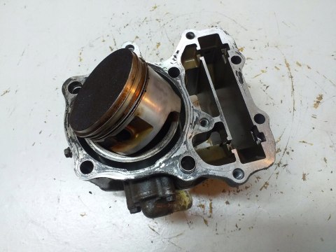 CYLINDER + TŁOK KPL HONDA PC 800 PACIFIC COAST CYLINDER + TŁOK KPL HONDA PC 800 PACIFIC COAST