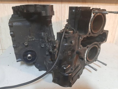 KARTER KARTERY BLOK SILNIKA HONDA VF 700 MAGNA KARTER KARTERY BLOK SILNIKA HONDA VF 700 MAGNA