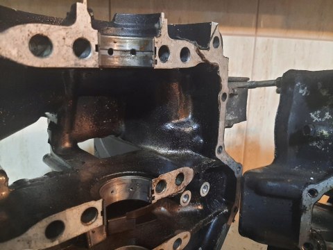 KARTER KARTERY BLOK SILNIKA HONDA VF 700 MAGNA KARTER KARTERY BLOK SILNIKA HONDA VF 700 MAGNA