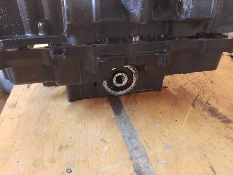KARTER KARTERY BLOK SILNIKA SUZUKI RF 900 KARTER KARTERY BLOK SILNIKA SUZUKI RF 900