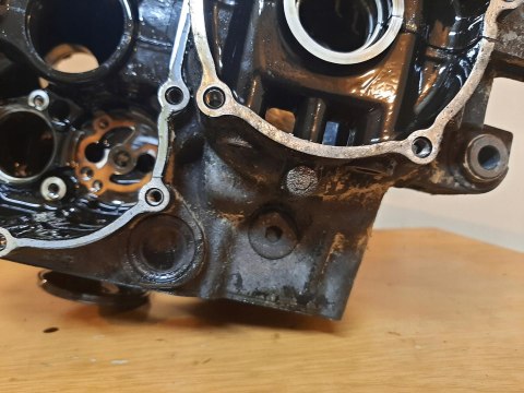 KARTERY BLOK SILNIKA KPL YAMAHA FZS 600 KARTERY BLOK SILNIKA KPL YAMAHA FZS 600