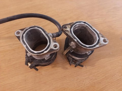 KRÓĆCE KPL 2SZT YAMAHA TDM 850 4TX KRÓĆCE KPL 2SZT YAMAHA TDM 850 4TX