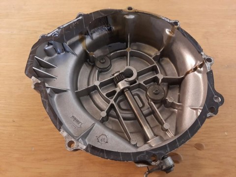 POKRYWA DEKIEL KAPA YAMAHA TDM 850 4TX POKRYWA DEKIEL KAPA YAMAHA TDM 850 4TX