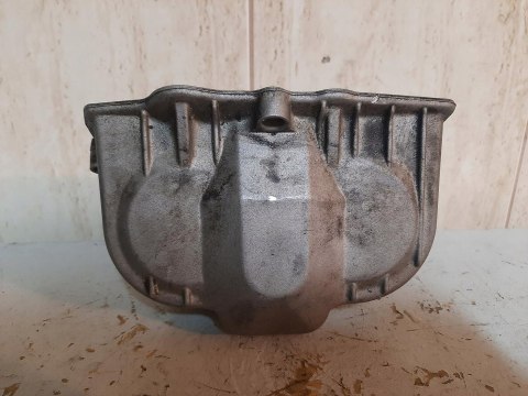 POKRYWA ZAWORÓW GŁOWICY APRILIA RSV 1000