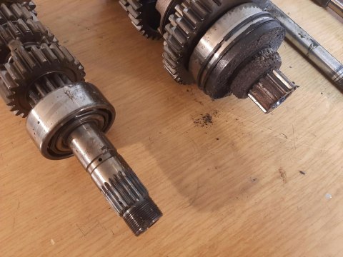 SKRZYNIA BIEGÓW KPL HONDA CB 500 PC26E SKRZYNIA BIEGÓW KPL HONDA CB 500 PC26E