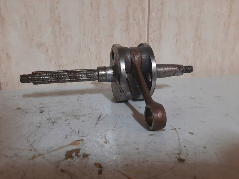 WAŁ KORBOWY GILERA RUNNER 50