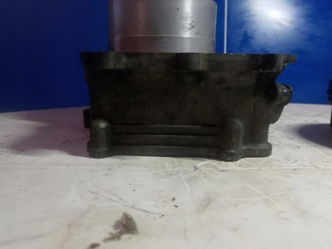 CYLINDER TŁOK SUZUKI TL 1000 S CYLINDER TŁOK SUZUKI TL 1000 S