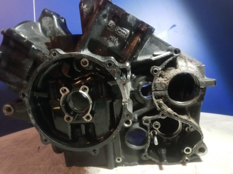 KARTER BLOK SILNIKA HONDA MAGNA VF 500 V30 KARTER BLOK SILNIKA HONDA MAGNA VF 500 V30