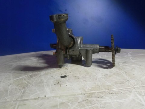 POMPA OLEJU HONDA MAGNA VF 750 POMPA OLEJU HONDA MAGNA VF 750