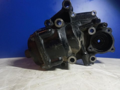 PRZEKŁADNIA KĄTOWA HONDA MAGNA VF 700 PRZEKŁADNIA KĄTOWA HONDA MAGNA VF 700