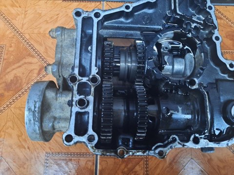 PRZEKŁADNIA SKRZYNIA NAPĘD KAWASAKI KLF 300 4X4 PRZEKŁADNIA SKRZYNIA NAPĘD KAWASAKI KLF 300 4X4