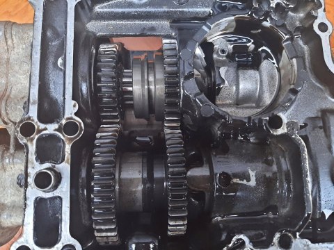 PRZEKŁADNIA SKRZYNIA NAPĘD KAWASAKI KLF 300 4X4 PRZEKŁADNIA SKRZYNIA NAPĘD KAWASAKI KLF 300 4X4