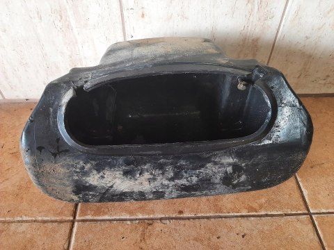 SCHOWEK KUFER LINHAI 260 300 SCHOWEK KUFER LINHAI 260 300