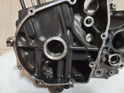 KARTER BLOK SILNIKA SUZUKI GSX R 750 R716 KARTER BLOK SILNIKA SUZUKI GSX R 750 R716