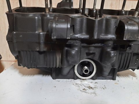 KARTER BLOK SILNIKA SUZUKI GSX R 750 R716 KARTER BLOK SILNIKA SUZUKI GSX R 750 R716