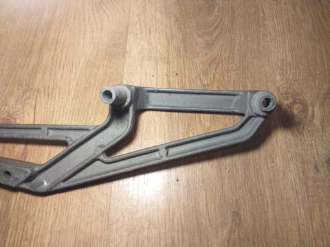 STELAŻ UCHWYT MOCOWANIE SUZUKI DR 650