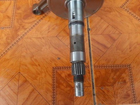 WAŁ KORBOWY KORBOWÓD KAWASAKI KLF 250 WAŁ KORBOWY KORBOWÓD KAWASAKI KLF 250