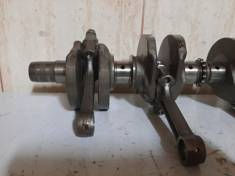 WAŁ KORBOWY SUZUKI GSXR 750 R716 WAŁ KORBOWY SUZUKI GSXR 750 R716
