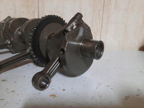 WAŁ KORBOWY SUZUKI GSXR 750 R716 WAŁ KORBOWY SUZUKI GSXR 750 R716